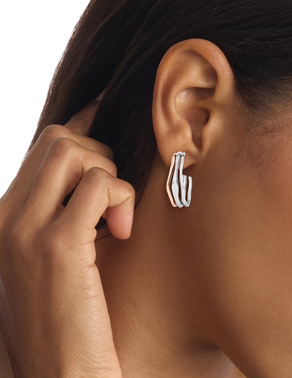 Aretes de aro Wavy con acabado brillante 3