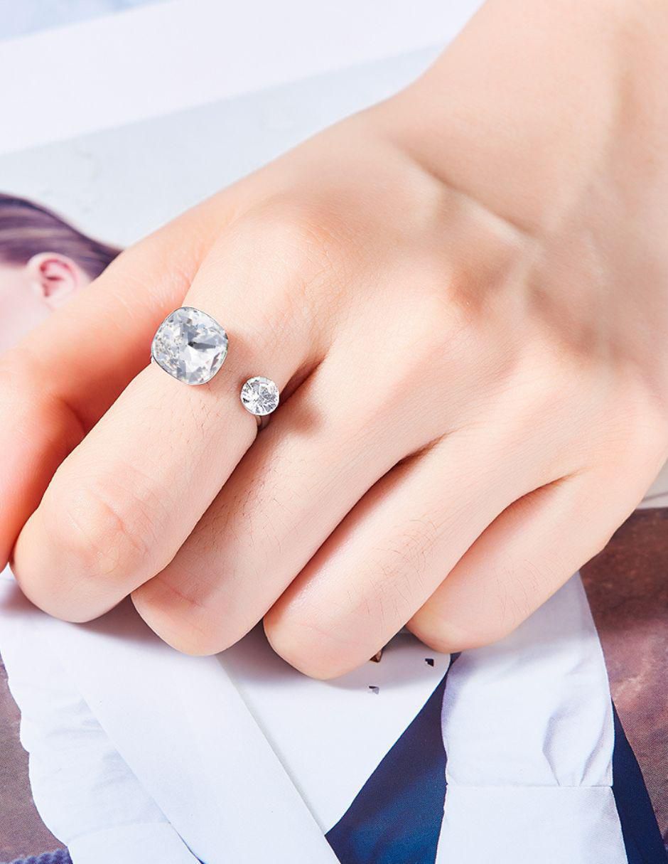 Anillo redondo cristal baño de rodio