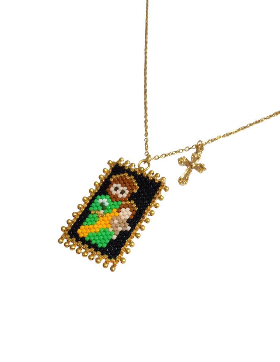 Collar con acabado baño de oro 24 K 2