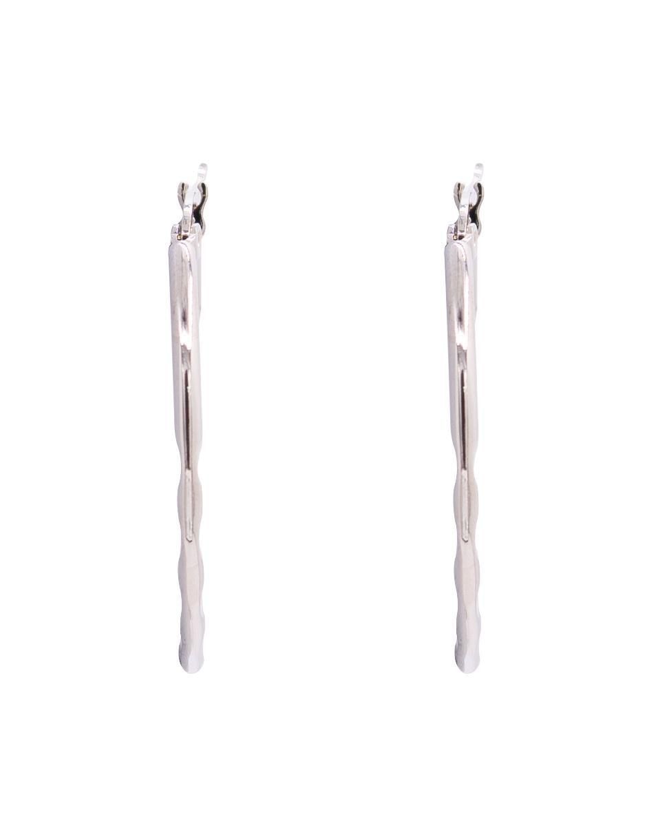 Aretes de aro con acabado brillante