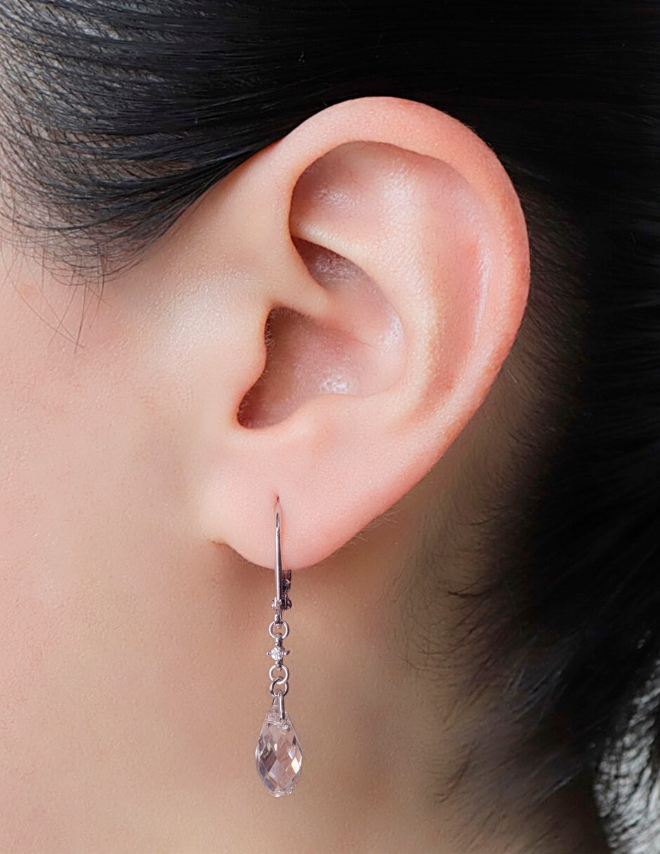 Aretes de gota con acabado brillante cristal