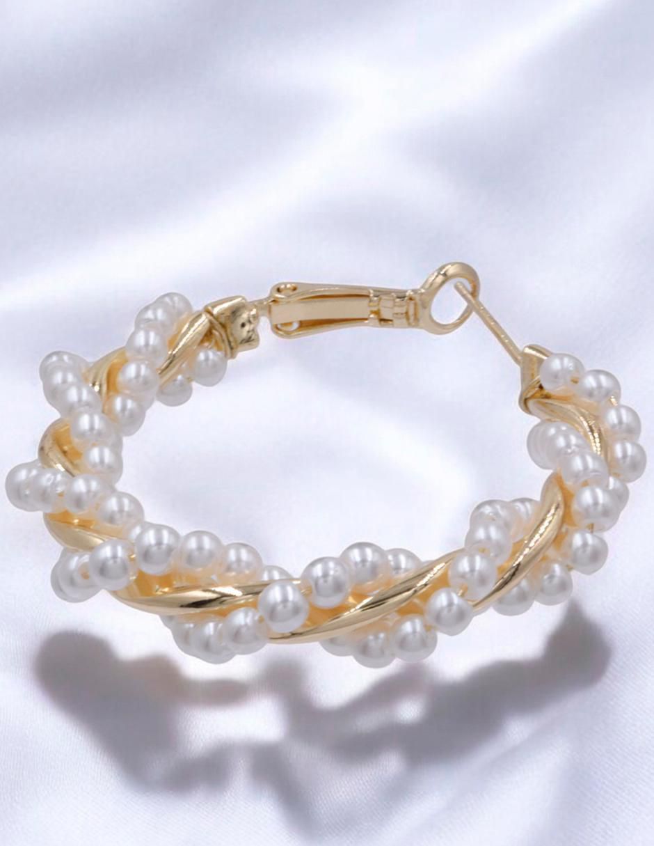 Aretes de aro con acabado brillante perla 7