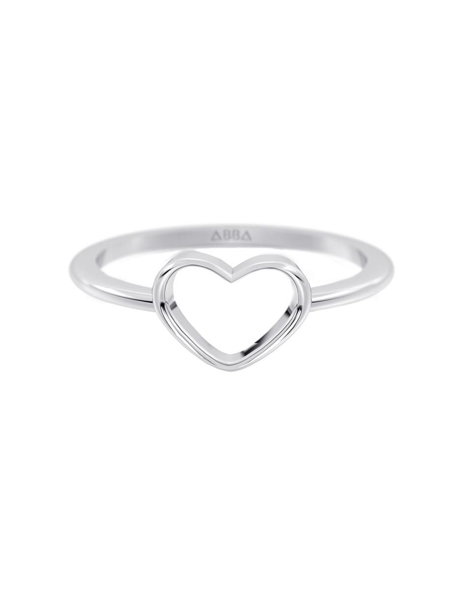 Anillo de corazón de oro brillante Anillo de corazón de oro brillante