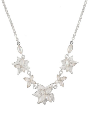 Collar de flor
