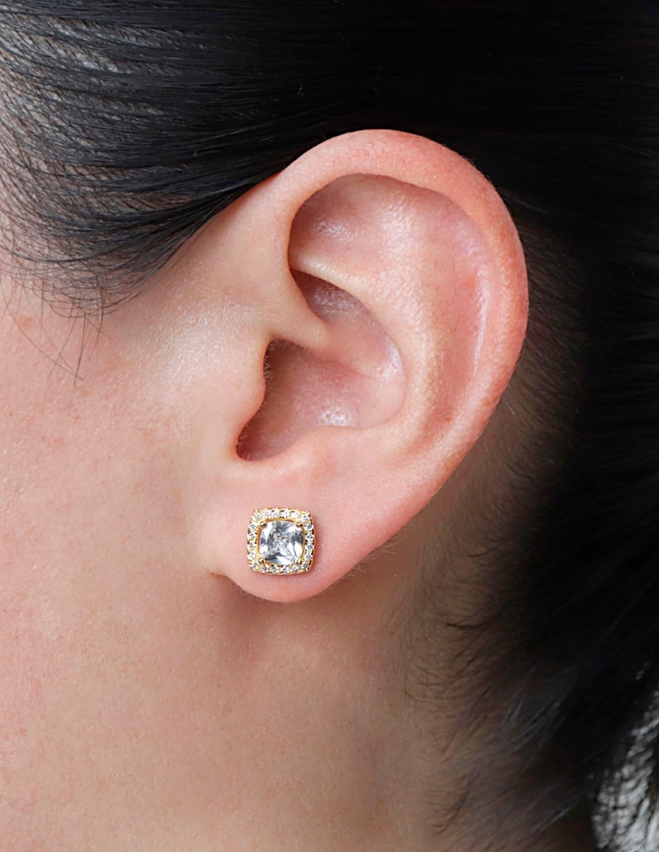 Aretes cuadrados de plata p 925 con acabado pavé zirconia Aretes cuadrados de plata p 925 con acabado pavé zirconia