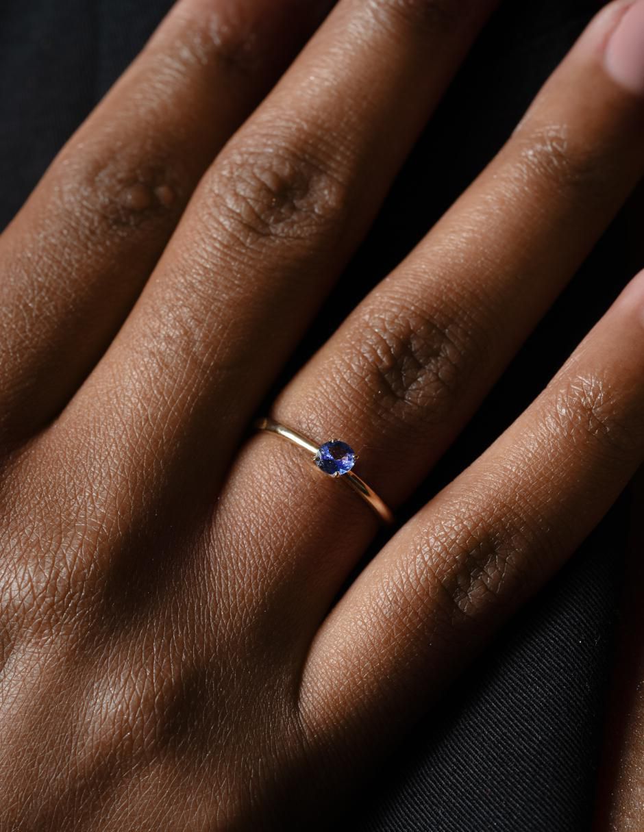 Anillo 14 k de oro tanzanita brillante