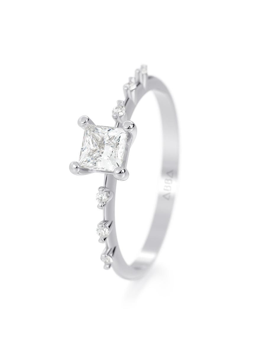 Anillo cuadrado de oro zirconia brillante 2