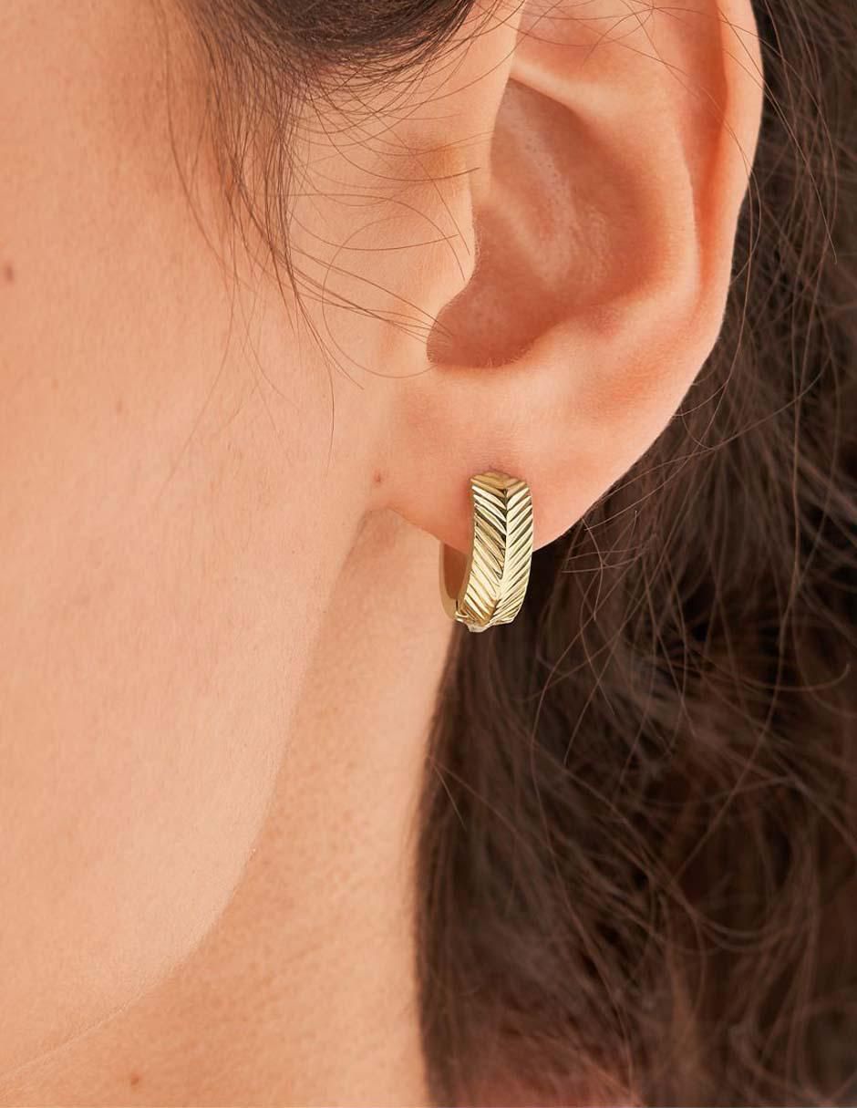 Aretes de aro con acabado brillante 4