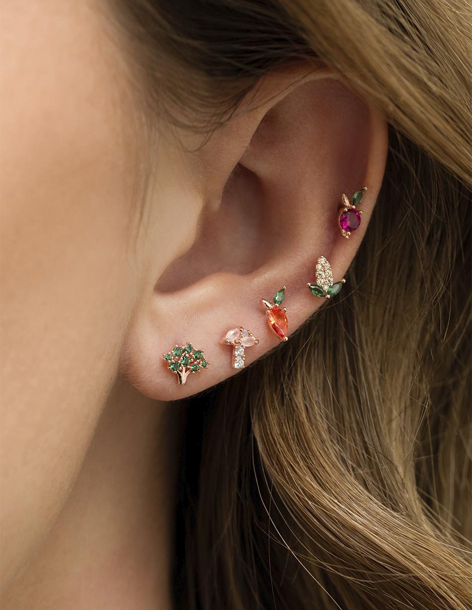 Set de aretes 18 K con acabado chapa de oro 3