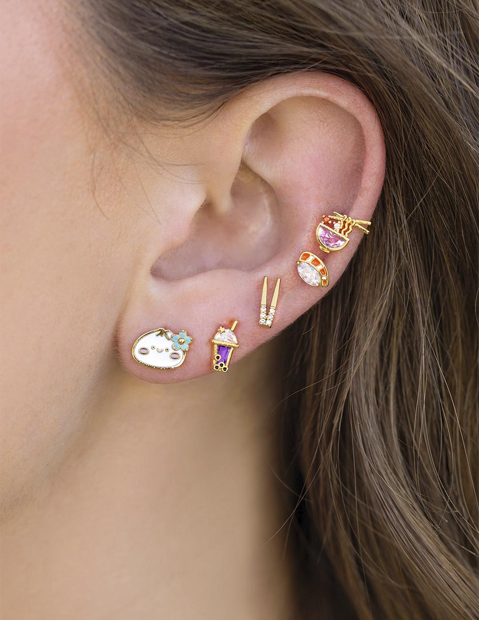Aretes 18 K con acabado chapa de oro 2