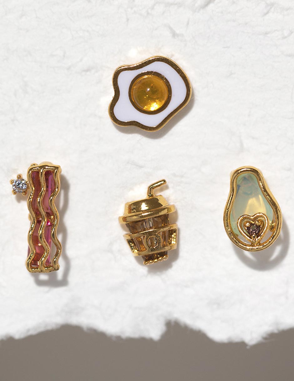 Set de aretes 18 K con acabado chapa de oro 3