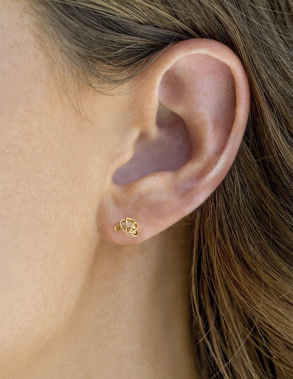 Aretes 18 K con acabado chapa de oro 2