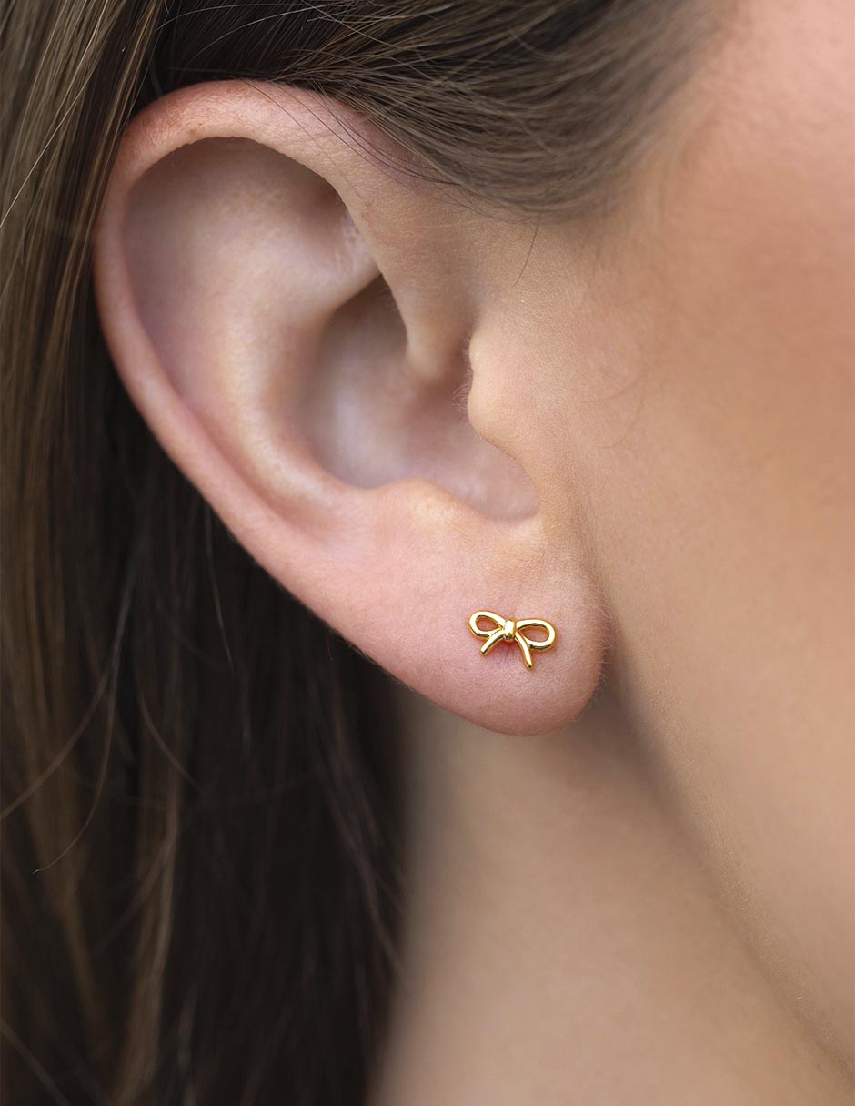 Aretes de moño 18 K con acabado chapa de oro 3