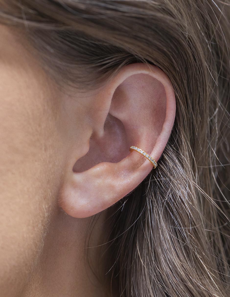Aretes circulares con acabado chapa de oro 3