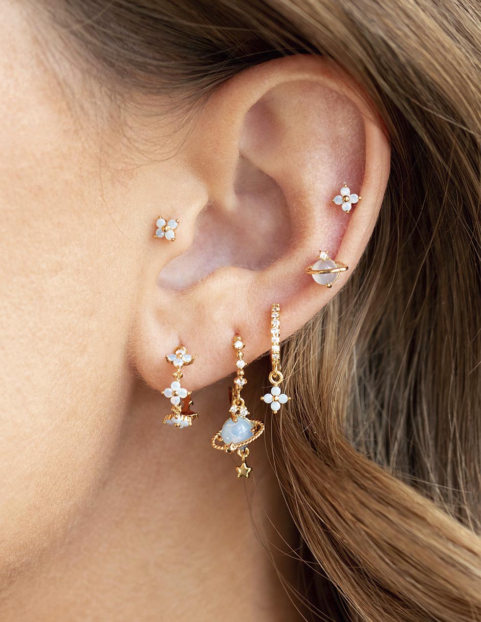 Aretes 18 K con acabado chapa de oro 3