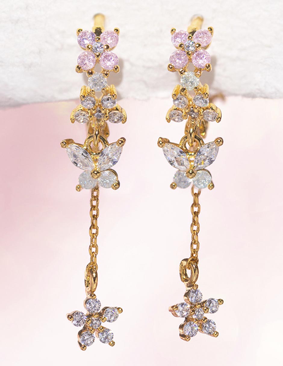 Aretes de flor 18 K con acabado chapa de oro 3