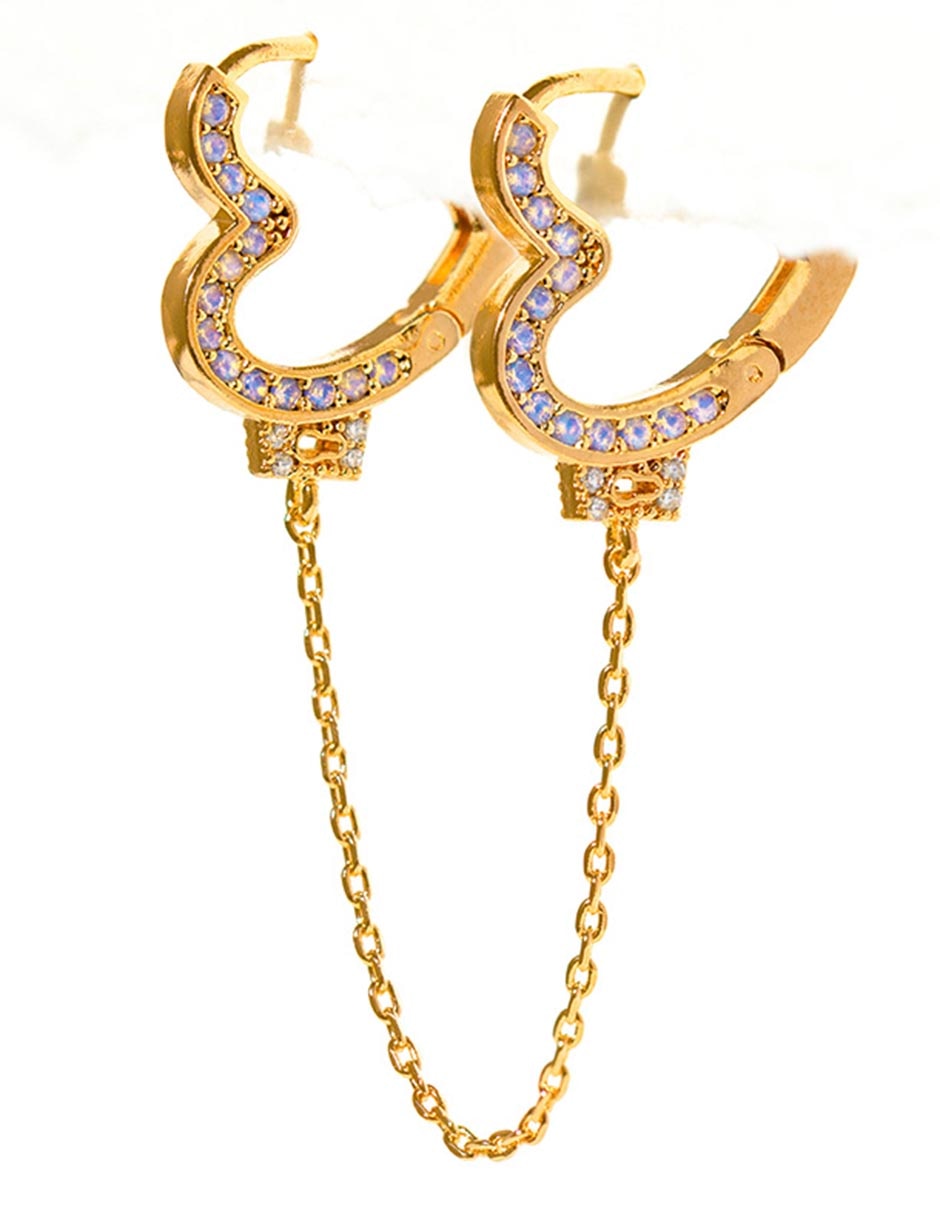 Aretes de corazón 18 K con acabado chapa de oro