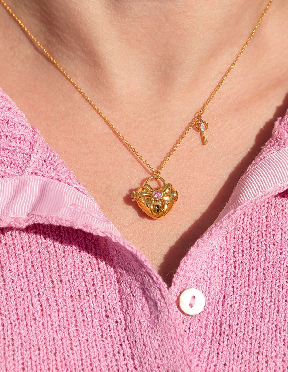 Collar Love con acabado baño de oro 18 K 3