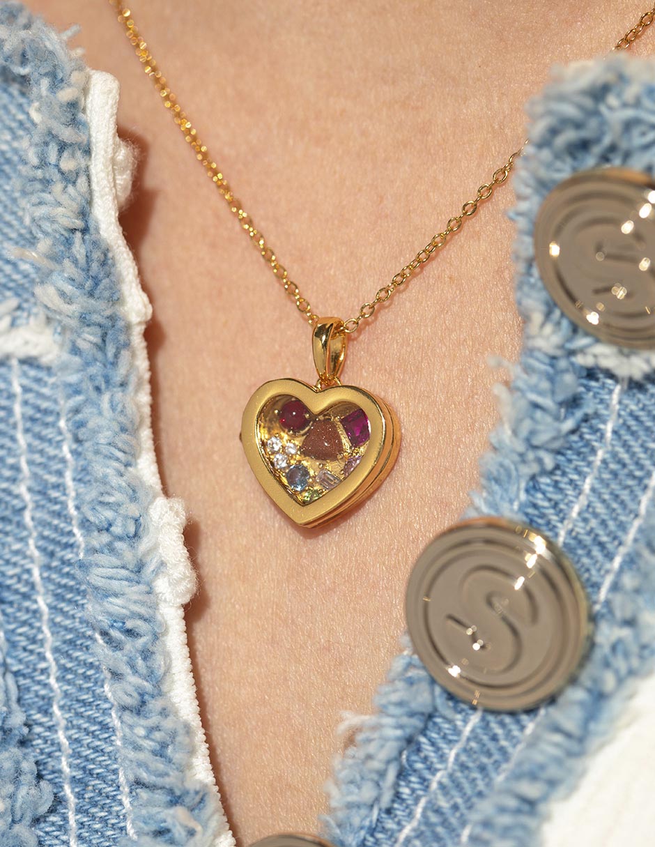 Collar con dije de corazón 2