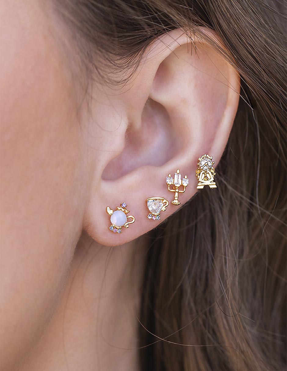 Aretes La Bella y La Bestia 18 K con acabado chapa de oro 2