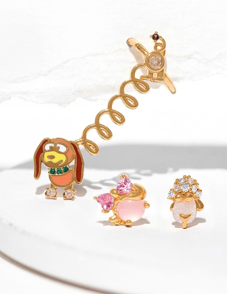 Aretes de perro Toy Story 18 K con acabado chapa de oro 3