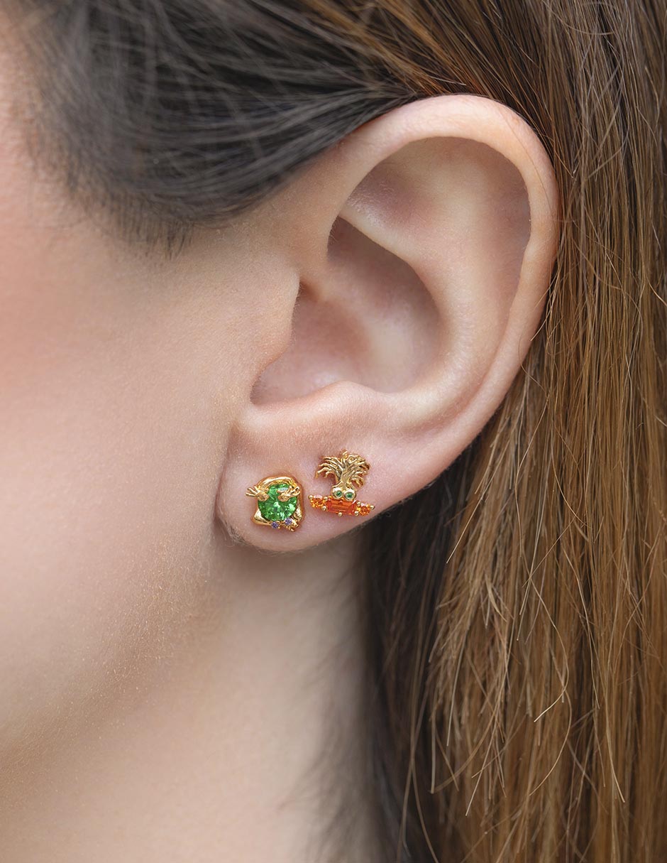 Aretes Inside Out 2 18 K con acabado chapa de oro 2
