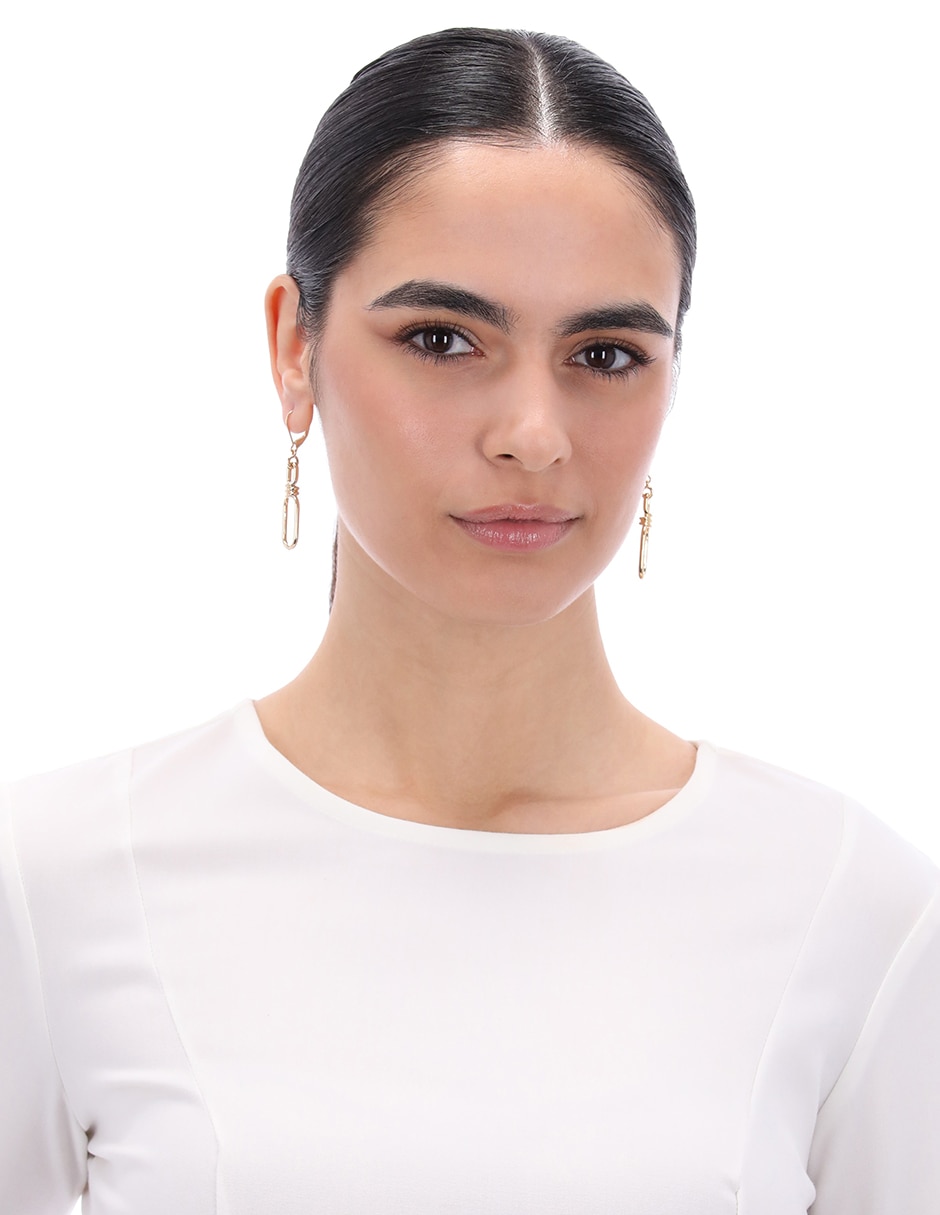 Aretes de eslabón con acabado brillante 3