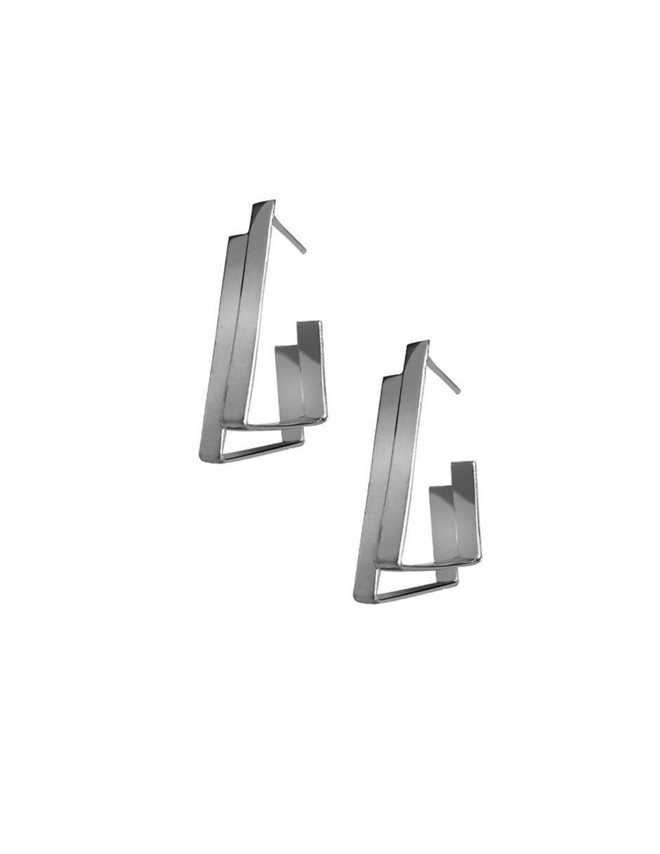 Arracadas triangulares de plata P 925 con acabado brillante
