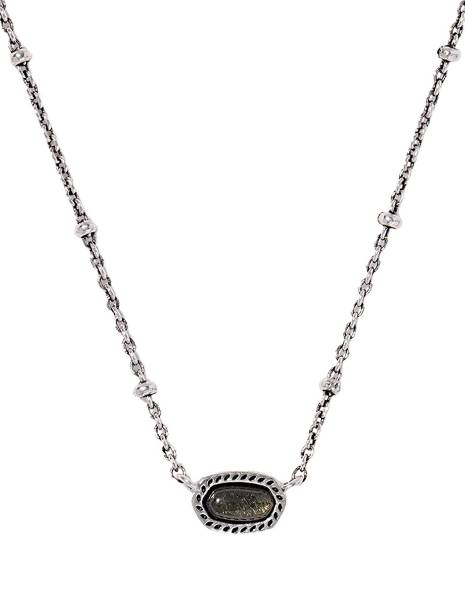 Collar ovalado