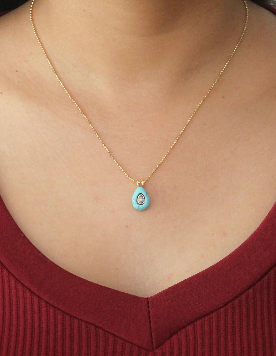 Collar gota 2