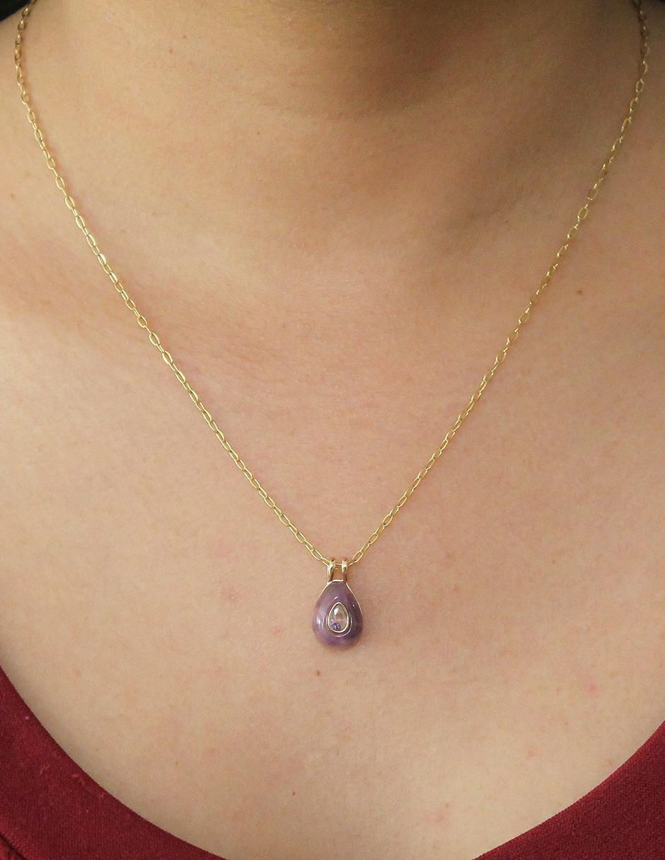 Collar con dije gota 2