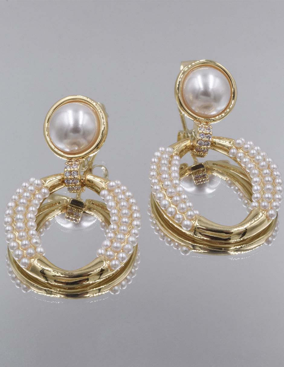 Aretes ovalados con acabado chapa de oro perla 4