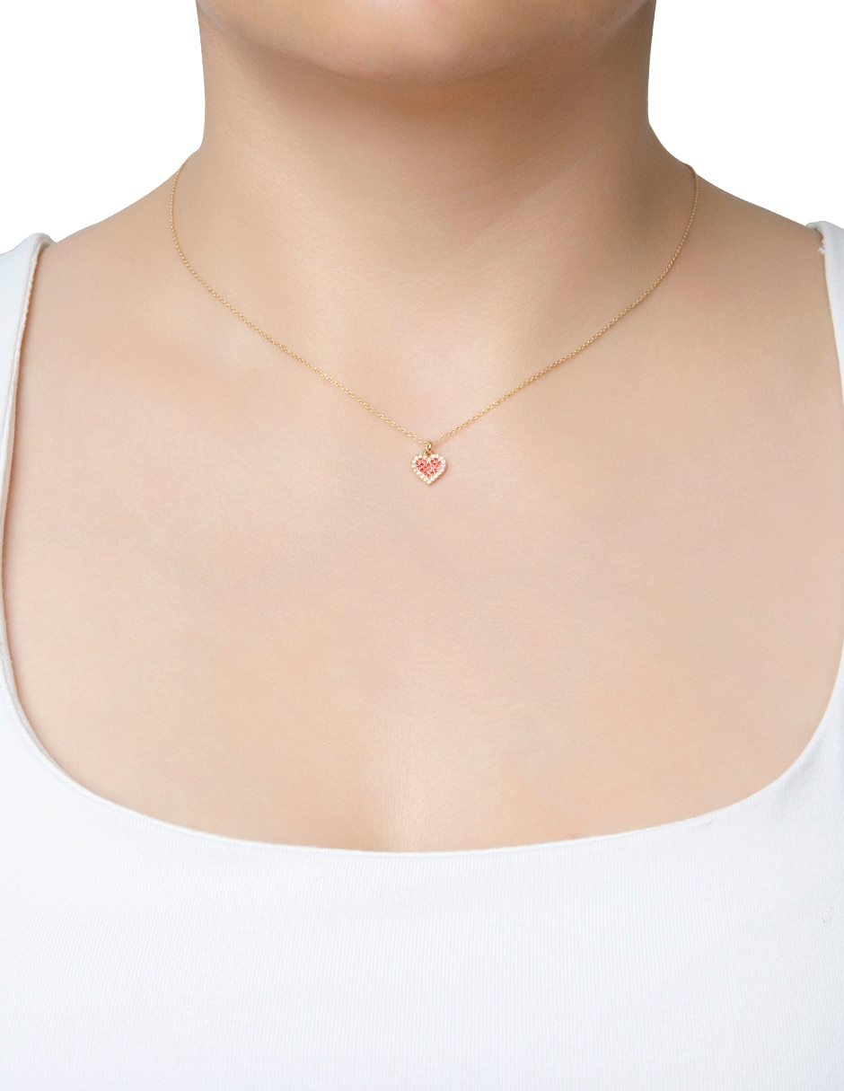 Collar con dije de corazón