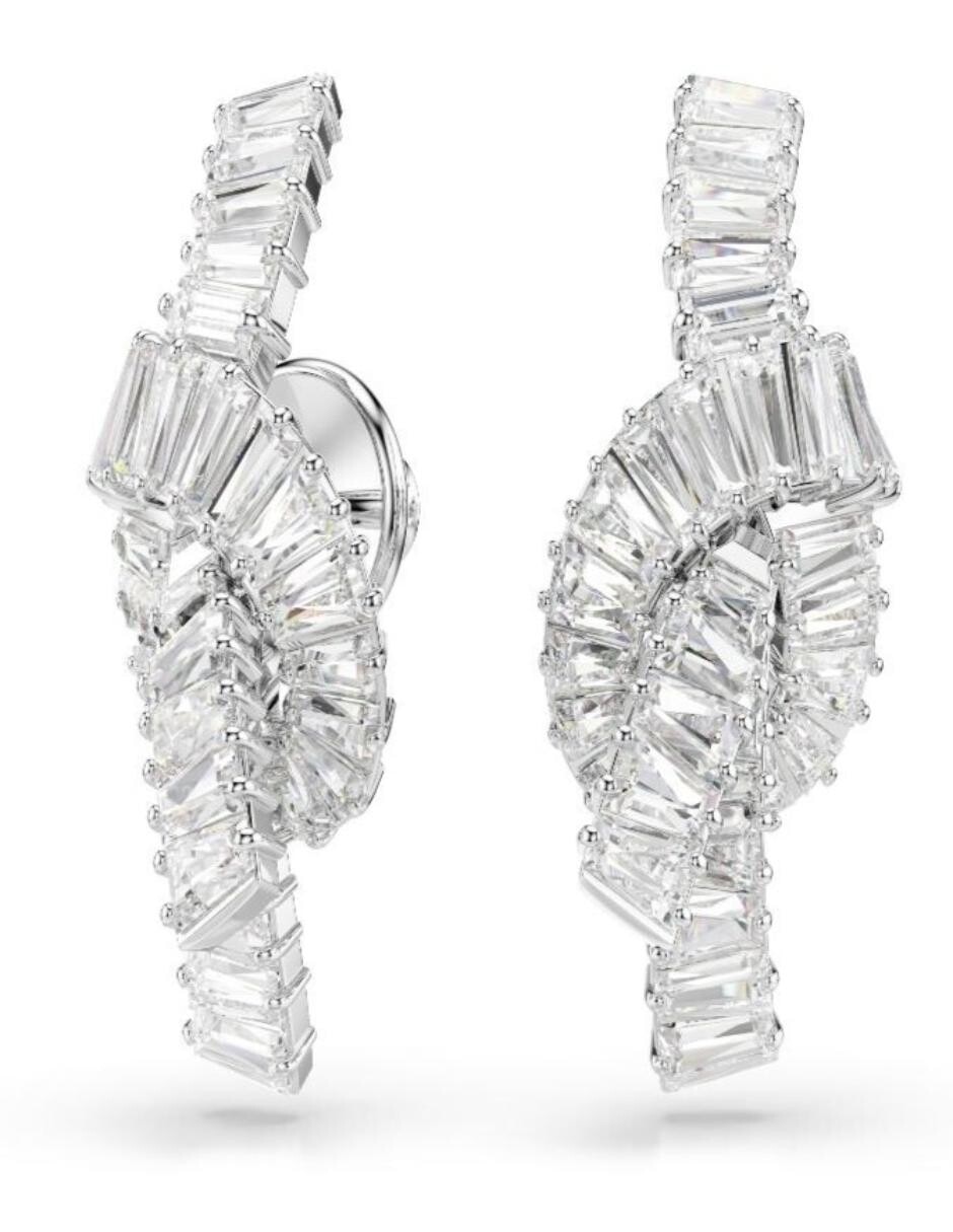 Aretes cuadrados Matrix con acabado brillante 4