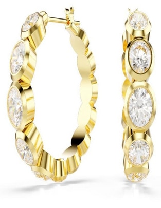 Aretes circulares con acabado brillante Aretes circulares con acabado brillante