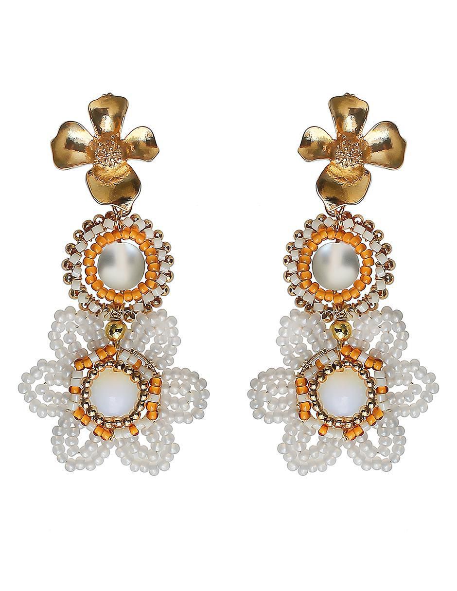 Aretes de flor 14 K con acabado chapa de oro