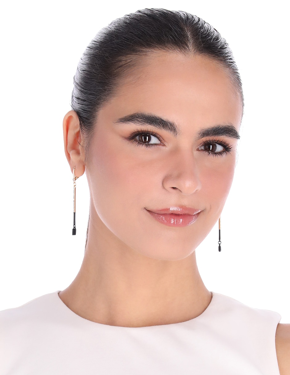 Aretes rectangulares con acabado pavé cristal 3