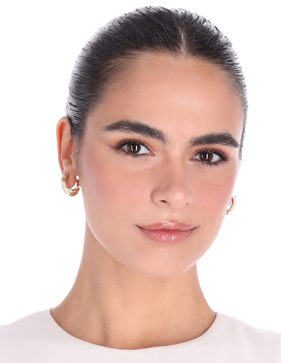 Aretes con acabado brillante 3