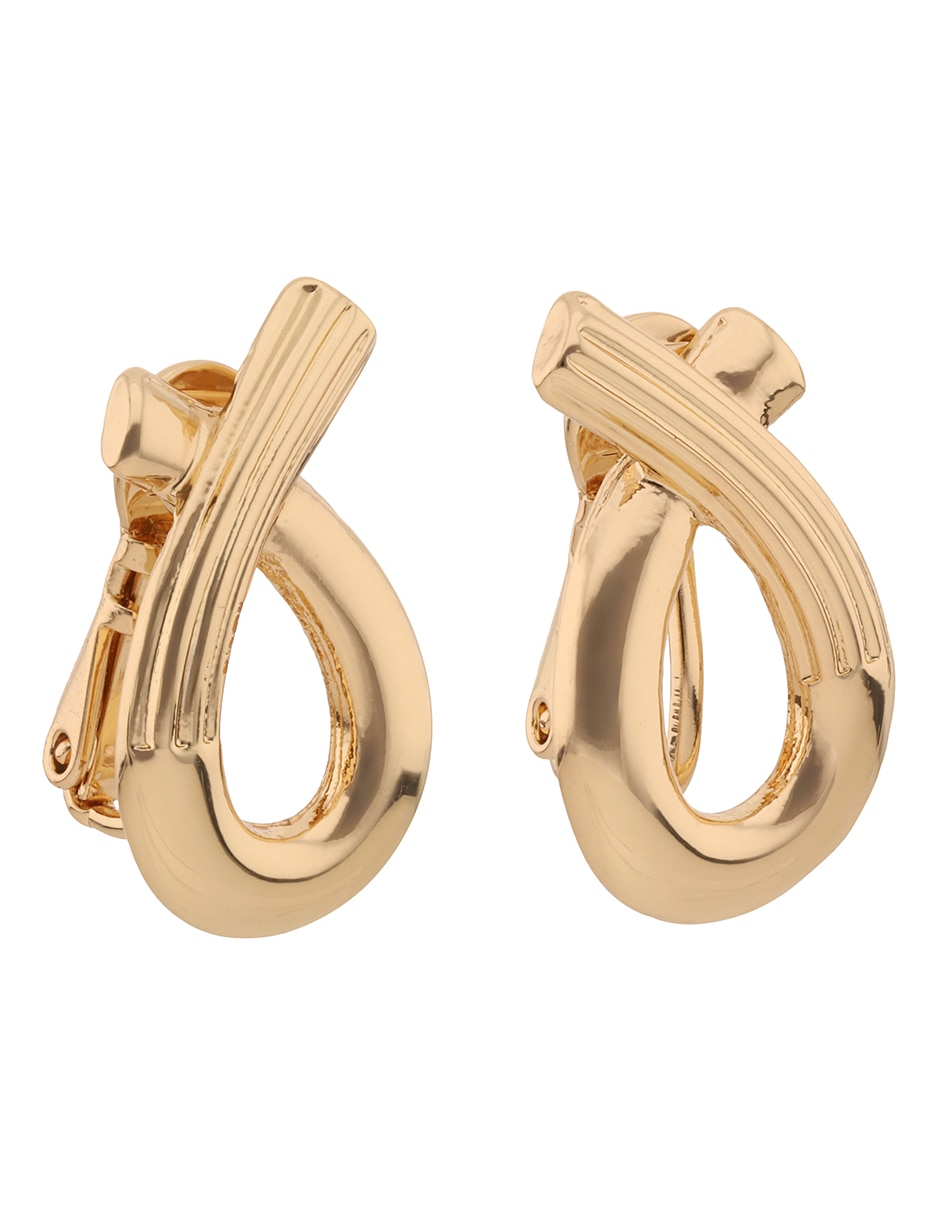 Aretes con acabado brillante 2