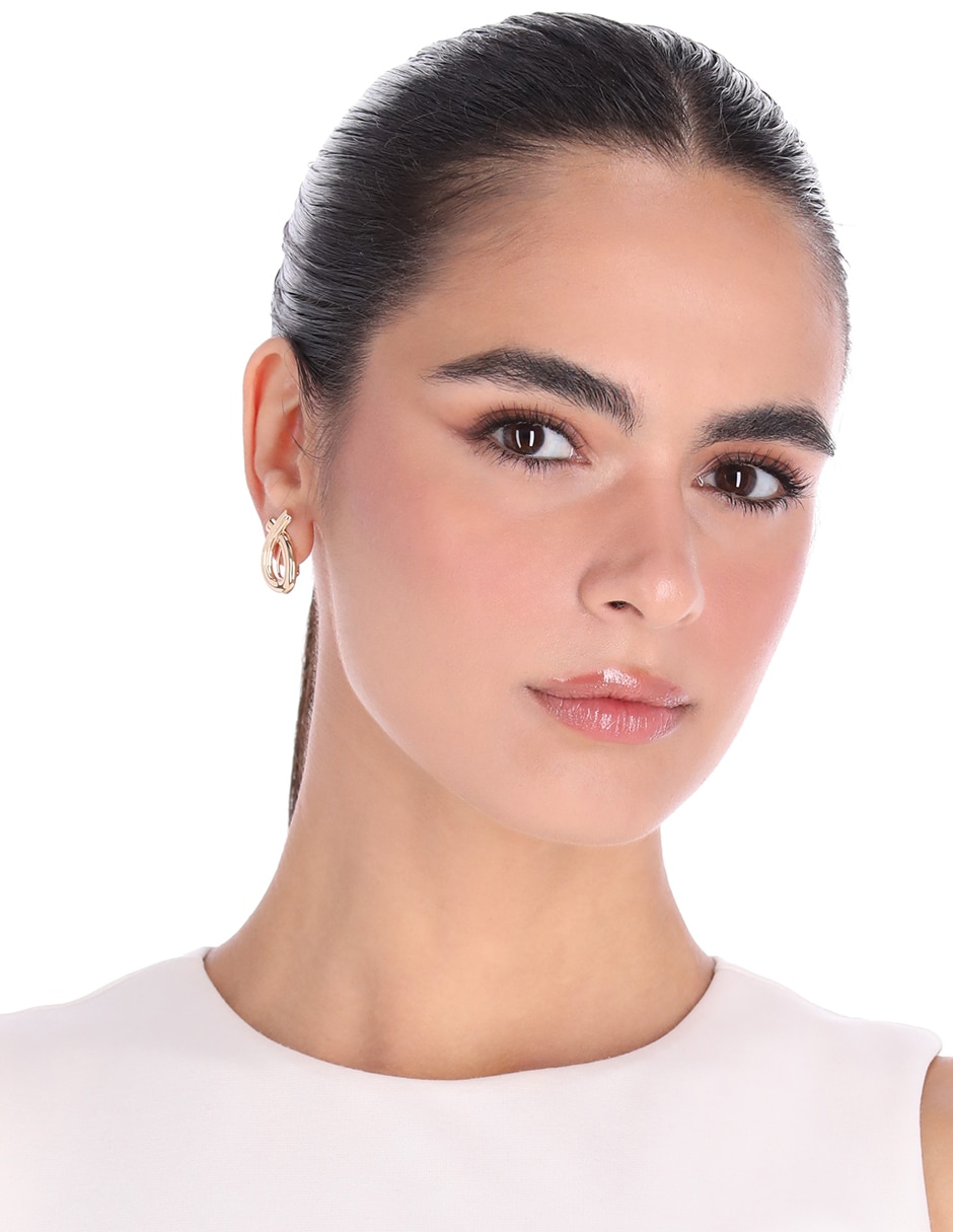 Aretes con acabado brillante 3
