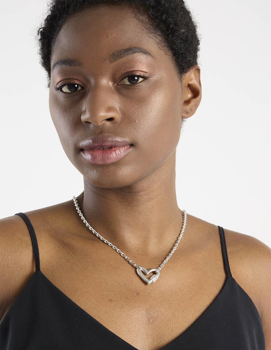 Collar con dije de corazón Kendra Scott 14 k