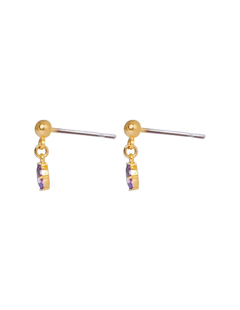 Aretes cortos ovalados con acabado pulido zirconia