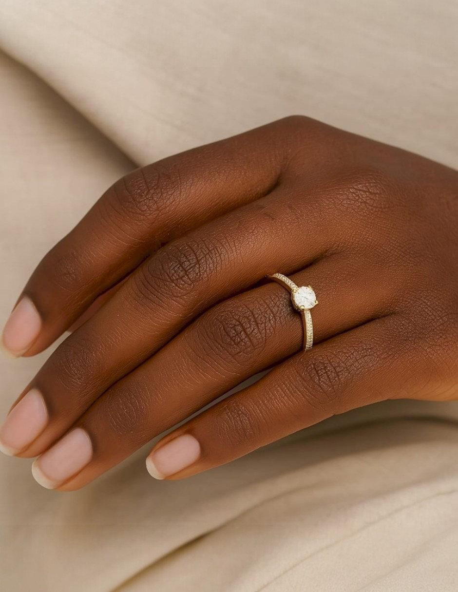 Anillo multi gemas circular 14 k de oro amarillo zirconia pulido