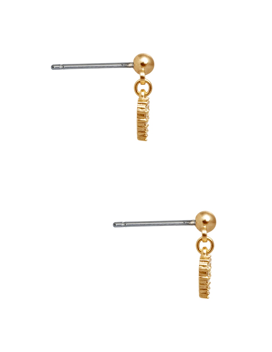 Aretes cortos de corazón con acabado pave cristal 3