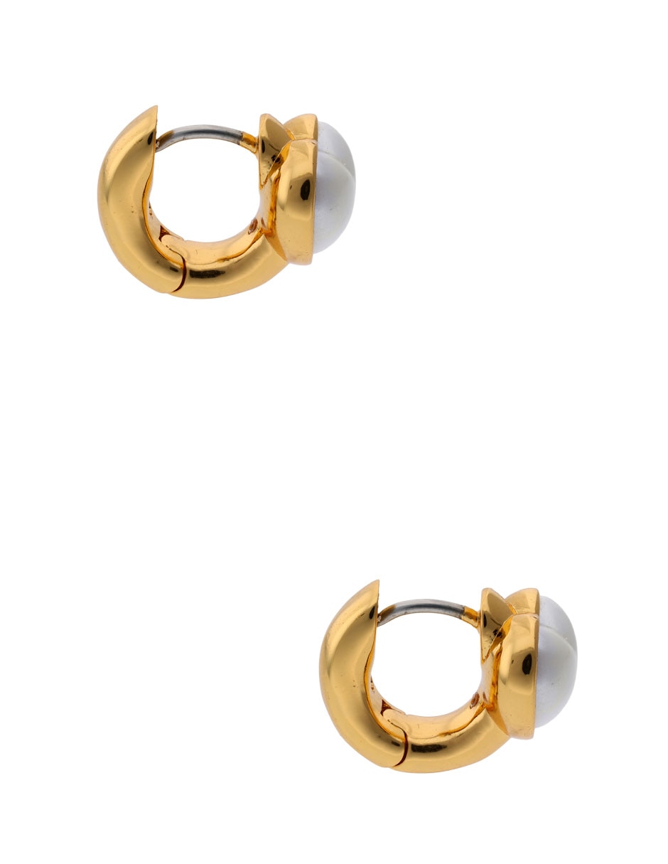 Aretes de corazón con acabado brillante 3