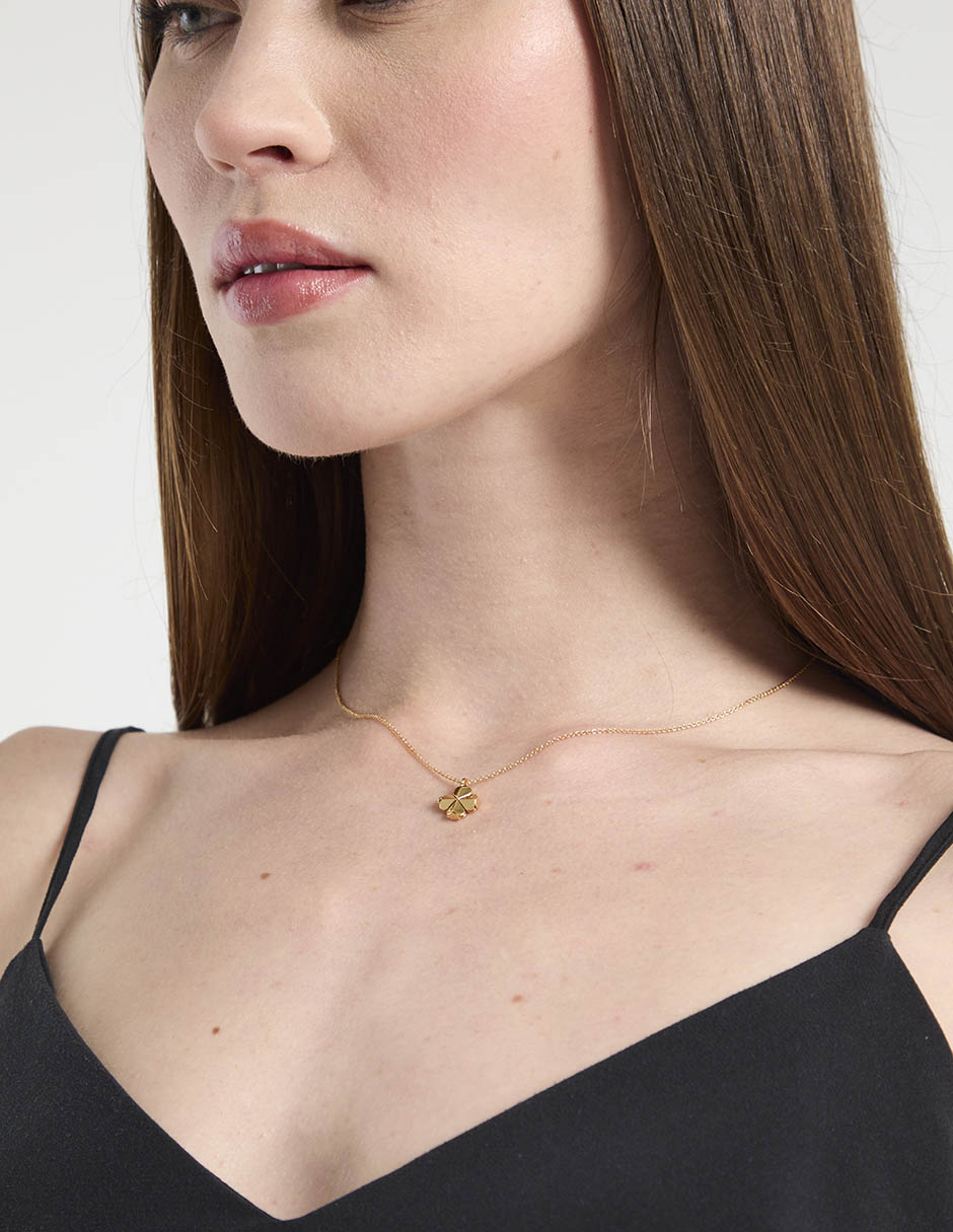 Collar con dije flor 4