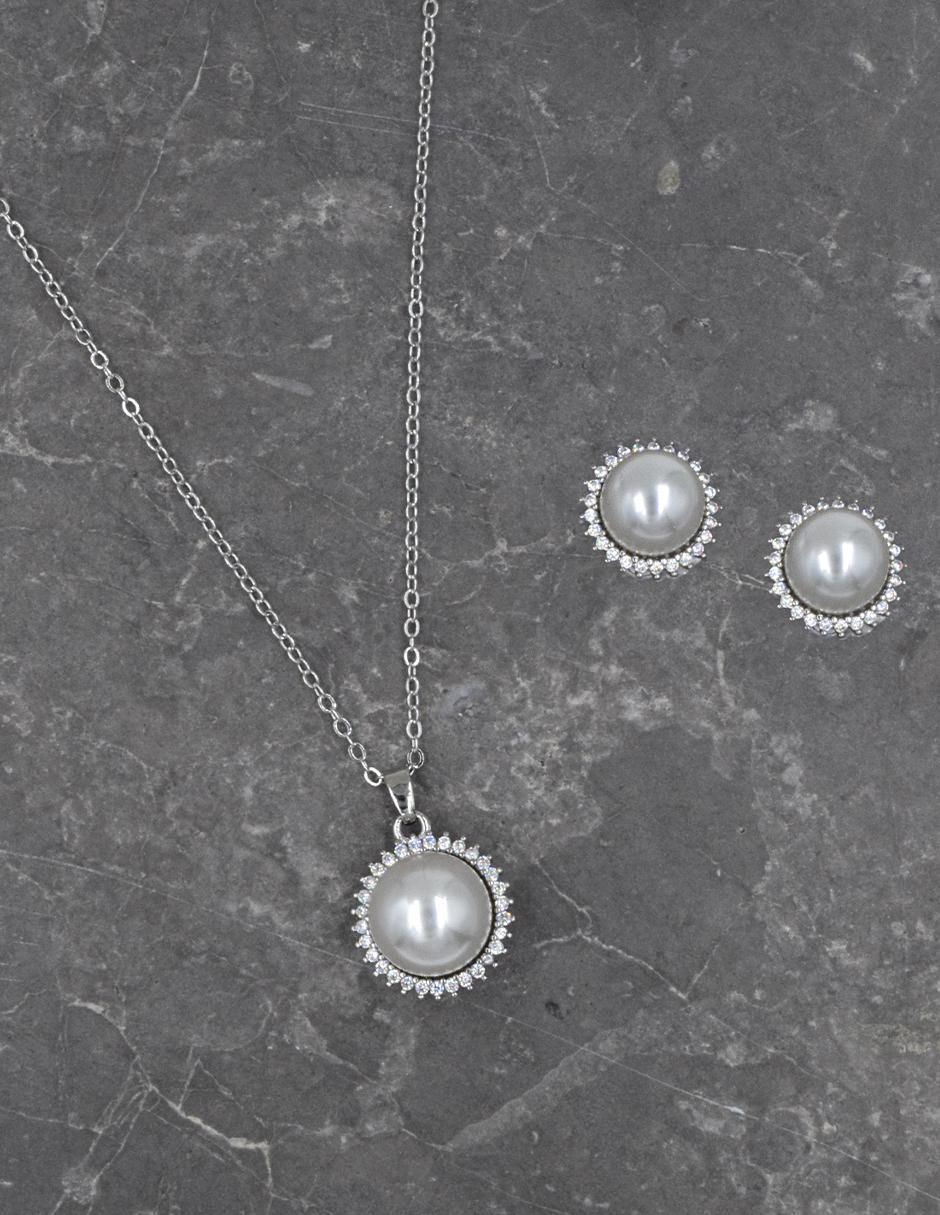 Aretes y collar redondo 2