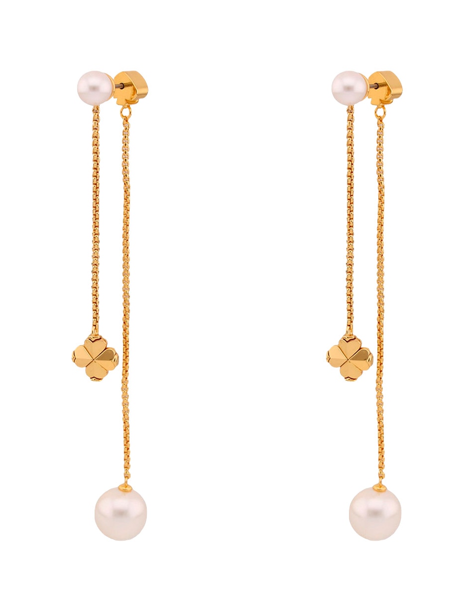 Aretes con acabado brillante perla 2