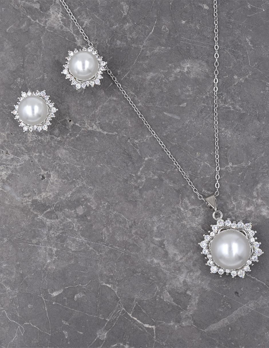 Aretes y collar redondo perla