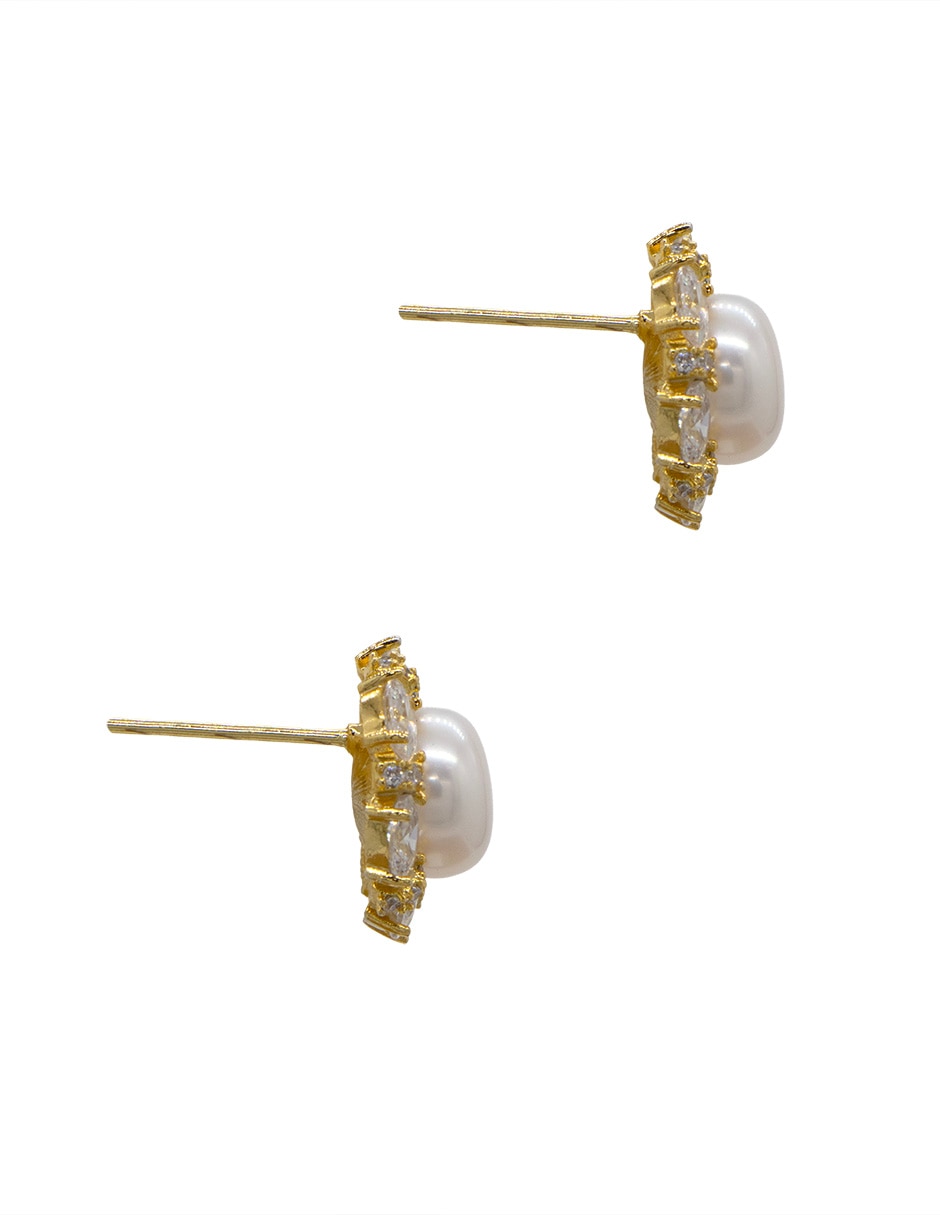 Aretes cortos con acabado pavé perla 3